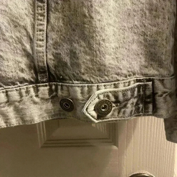 INC International Concepts Mens Denim Jacket in Gray whitewashed Size Large - Picture 7 of 12